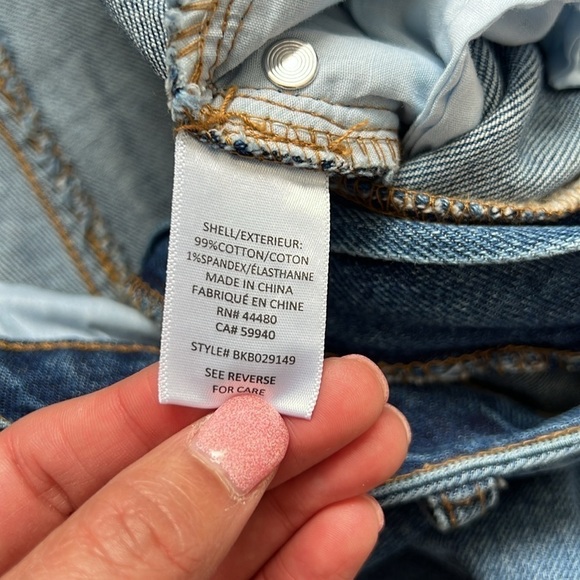 Tinseltown Distressed Cropped Denim Jeans Ripped Fringe Flare Juniors 13 NWT - Picture 6 of 7